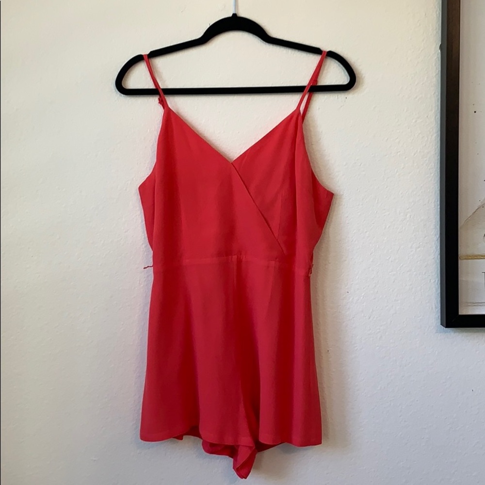 BB Dakota Short Romper Size 8 coral Orange